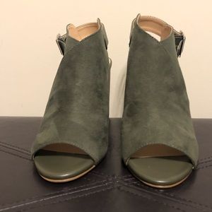 Women’s Wedged Booties